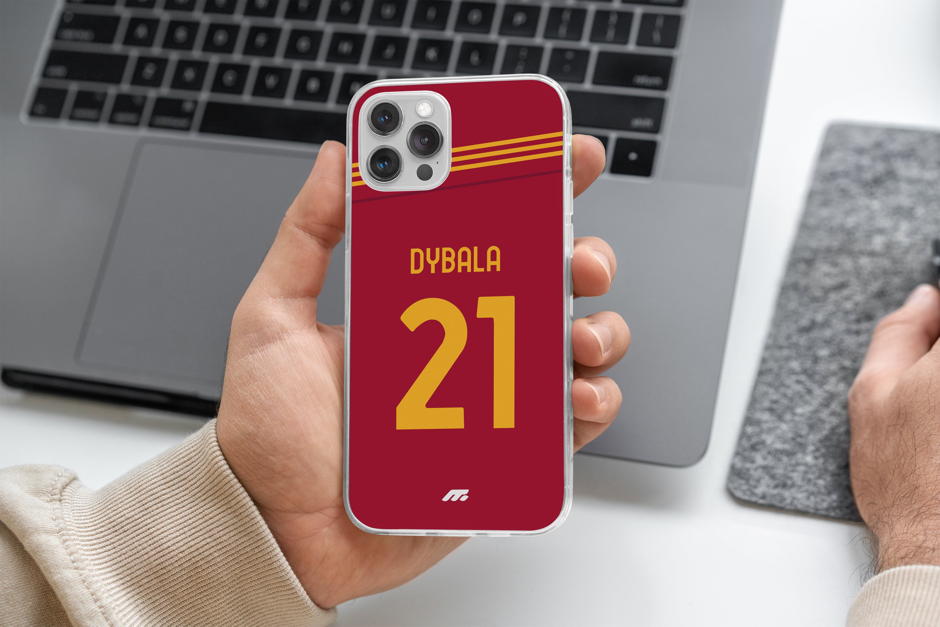 Exprimez votre passion pour l'AS Roma avec notre collection de coques pour iPhone 13 Pro