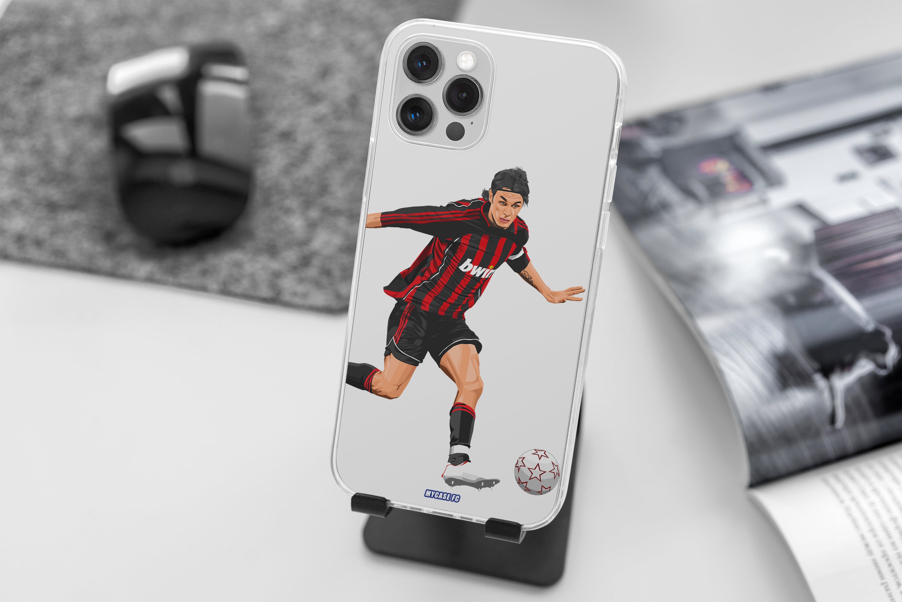Les nouvelles coques de l'AC Milan pour votre iPhone 13 sont arrivées